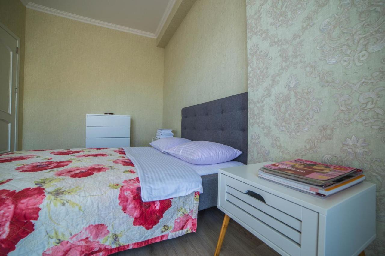 Comfy Apartment Tbilisi Exterior foto